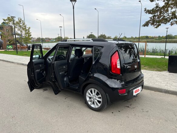 2013 Kia Soul I Рестайлинг, чёрный - вид 8