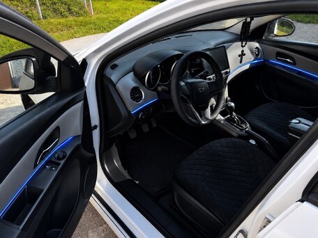 2012 Chevrolet Cruze I, белый, 720000 рублей, вид 2
