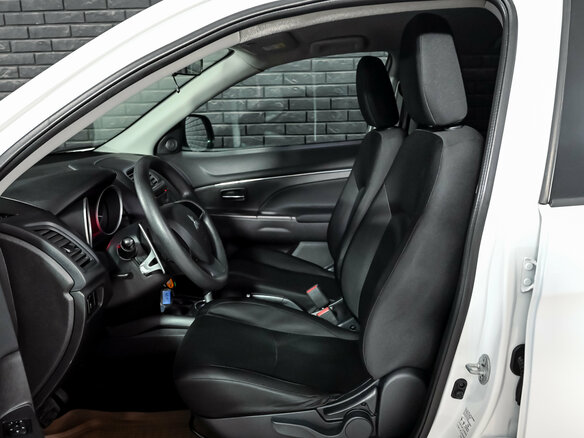 2014 Mitsubishi ASX I Рестайлинг, белый, 1200000 рублей - вид 9