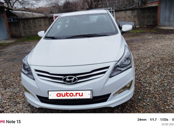2015 Hyundai Solaris I Рестайлинг, белый, 999000 рублей