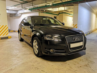 2011 Audi A3 II (8P) Рестайлинг 2, чёрный, 1095000 рублей, вид 4