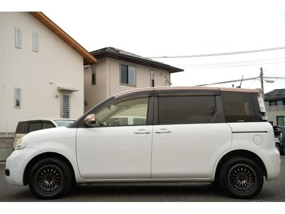 2013 Toyota Sienta I Рестайлинг 2, белый, 694911 рублей - вид 7
