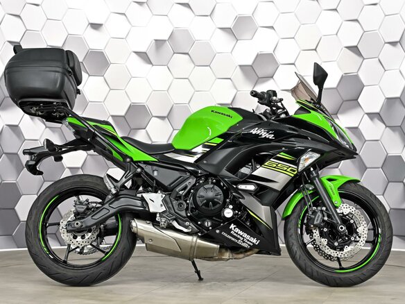 2018 Kawasaki Ninja 650, зелёный, 745000 рублей - вид 2