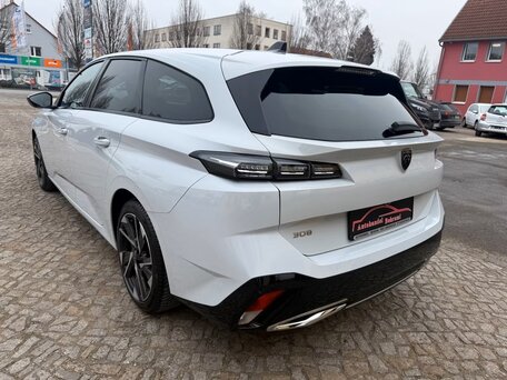 2022 Peugeot 308 III, белый, 2190000 рублей, вид 4