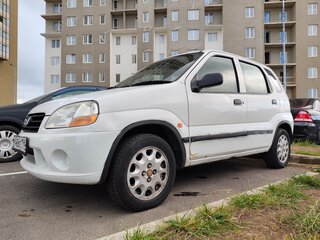 2001 Suzuki Swift I (Japan), белый, 250000 рублей, вид 5