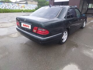 1996 Mercedes-Benz E-Класс 230 II (W210, S210), зелёный, 310000 рублей, вид 5