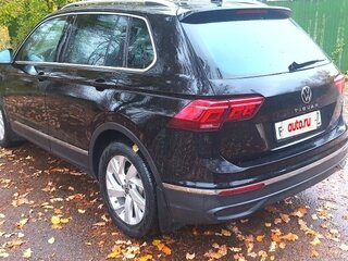 2021 Volkswagen Tiguan II Рестайлинг, чёрный, 3450000 рублей, вид 5