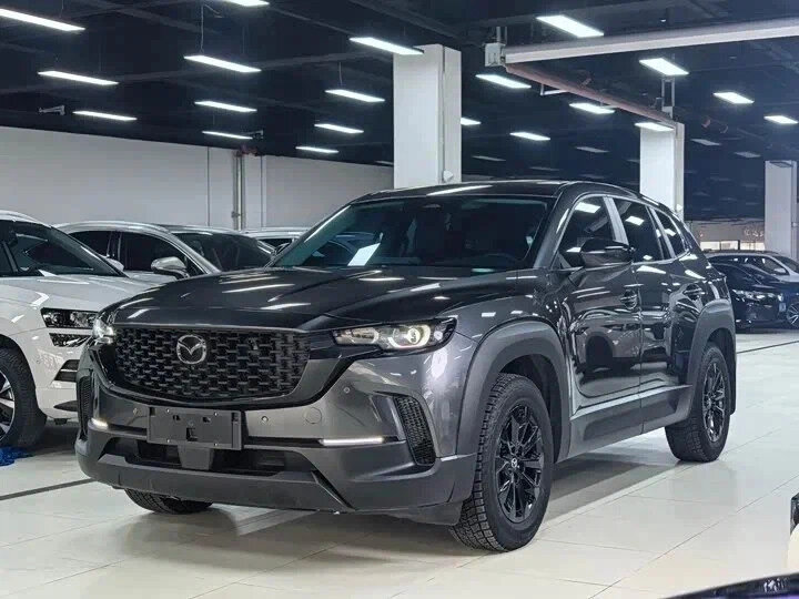 Открыть фотографии: Mazda CX-50