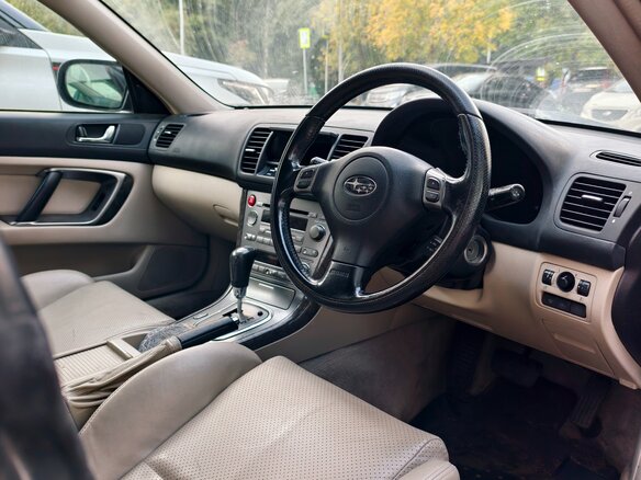 2005 Subaru Legacy IV, серебристый, 570000 рублей - вид 9