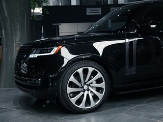 2025 Land Rover Range Rover P400 MHEV Long V, чёрный, 18380000 рублей, вид 3