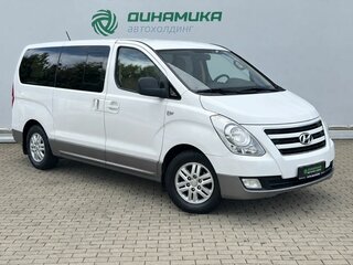 2016 Hyundai H-1 II Рестайлинг, белый, 2090000 рублей, вид 3