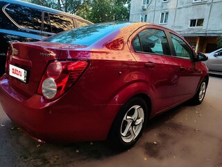 2012 Chevrolet Aveo II, красный, 550000 рублей, вид 3
