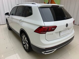 2022 Volkswagen Tiguan L II Рестайлинг (China Market), белый, 1790000 рублей, вид 3