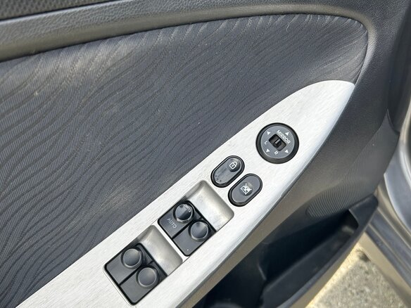2011 Hyundai Solaris I, серый, 946000 рублей - вид 11