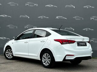 2019 Hyundai Solaris II, белый, 1277700 рублей, вид 4