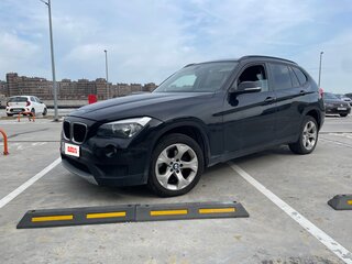 2013 BMW X1 18i I (E84) Рестайлинг, чёрный, 1300000 рублей, вид 1
