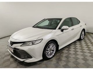 2021 Toyota Camry VIII (XV70), белый, 2890000 рублей, вид 1