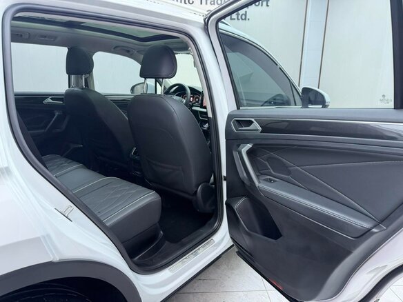 2022 Volkswagen Tiguan L II Рестайлинг (China Market), белый, 3200000 рублей - вид 8