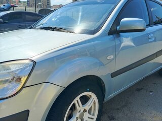 2007 Kia Rio II, серебристый, 370000 рублей, вид 5