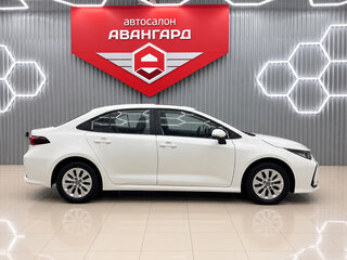 2021 Toyota Corolla XII (E210), белый, 2100000 рублей, вид 4