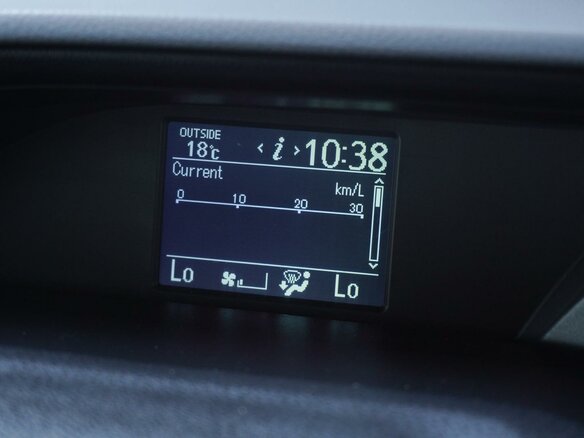 2017 Toyota Noah III (R80) Рестайлинг, чёрный, 2299000 рублей - вид 17