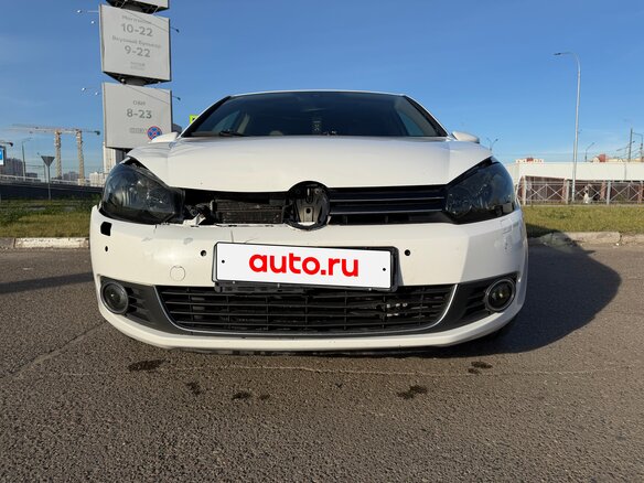 2012 Volkswagen Golf VI, белый, 700000 рублей - вид 2