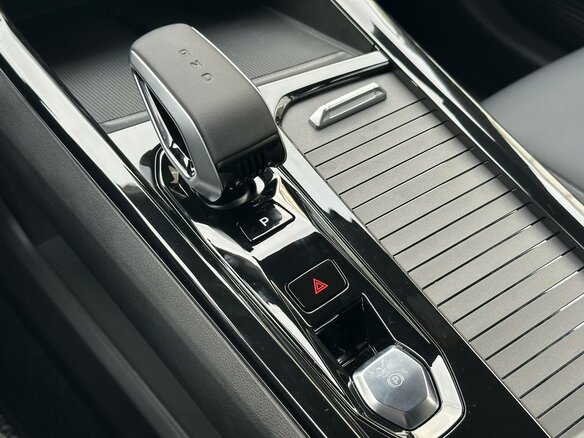 2025 Geely Cityray, серый, 2954990 рублей - вид 13