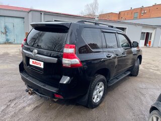 2014 Toyota Land Cruiser Prado 4-speed 150 Series Рестайлинг 1, чёрный, 2790000 рублей, вид 3