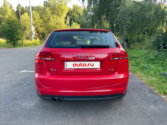 2011 Audi A3 II (8P) Рестайлинг 2, красный, 750000 рублей - вид 7