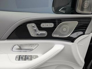 2025 Mercedes-Benz Maybach GLS 600 I Рестайлинг, чёрный, 29500000 рублей, вид 5