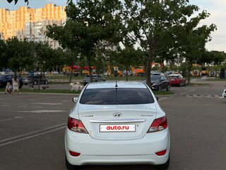 2012 Hyundai Solaris I, белый, 800000 рублей, вид 4