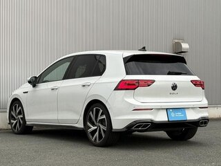 2022 Volkswagen Golf VIII, белый, 1900000 рублей, вид 5
