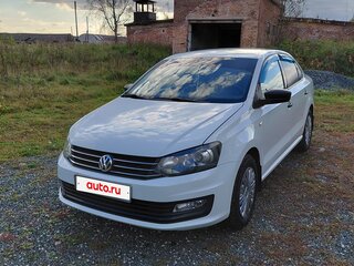 2018 Volkswagen Polo V Рестайлинг, белый, 1100000 рублей, вид 4