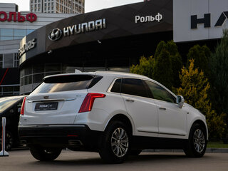 2017 Cadillac XT5 I, белый, 2173000 рублей, вид 4