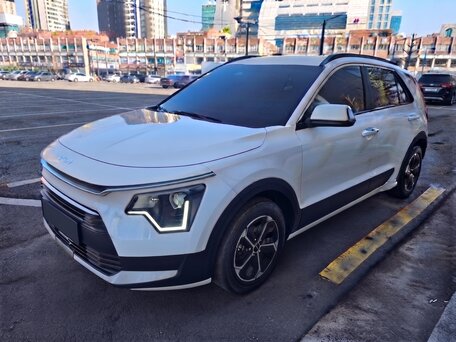 2022 Kia Niro II, белый, 1911000 рублей, вид 2