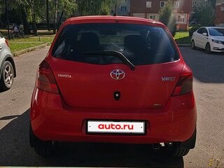 2008 Toyota Yaris II, красный, 535000 рублей, вид 3