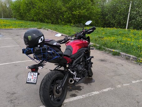 2015 Yamaha MT-09 Tracer (FJ-09), красный, 770000 рублей, вид 3