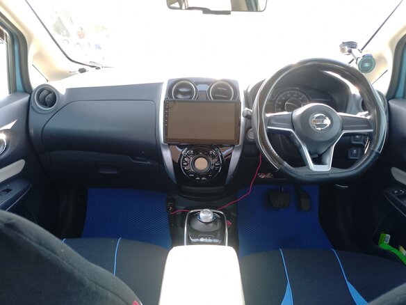 2017 Nissan Note e-Power II Рестайлинг, голубой, 1180000 рублей - вид 12