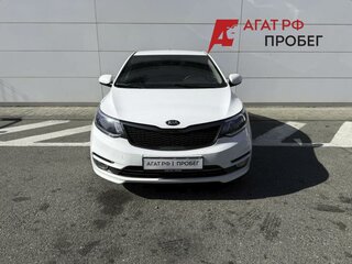 2016 Kia Rio III Рестайлинг, белый, 1330000 рублей, вид 2