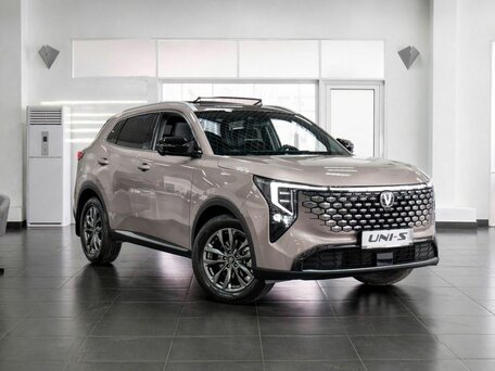 2026 Changan UNI-S I Рестайлинг, золотистый, 3217401 рублей, вид 3