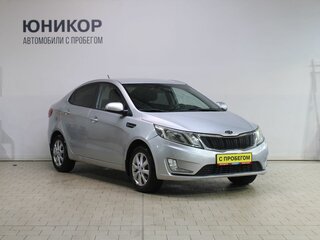 2013 Kia Rio 4-speed III, серебристый, 499000 рублей, вид 3