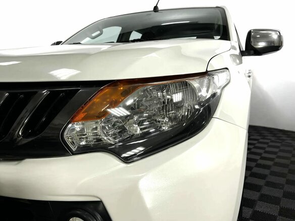 2017 Mitsubishi L200 V, белый, 2350000 рублей - вид 18