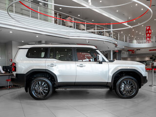 2025 Toyota Land Cruiser Prado 250 Series, белый, 10500000 рублей, вид 3