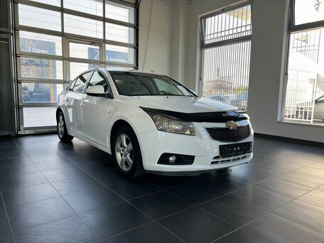 2012 Chevrolet Cruze I, белый, 650000 рублей, вид 1