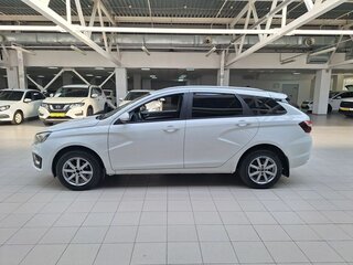 2023 Lada (ВАЗ) Vesta SW I Рестайлинг (NG), белый, 1255000 рублей, вид 4