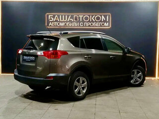 2015 Toyota RAV4 IV (XA40), коричневый, 2099000 рублей, вид 4