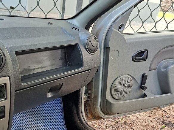 2007 Renault Logan I, серый, 110000 рублей - вид 19