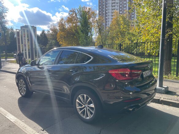 2015 BMW X6 35i II (F16), коричневый, 3000000 рублей - вид 2