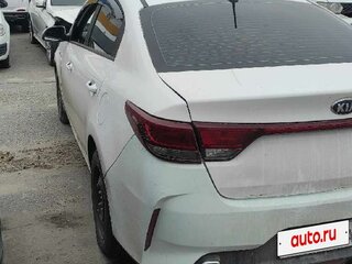 2022 Kia Rio IV Рестайлинг, белый, 1219800 рублей, вид 4