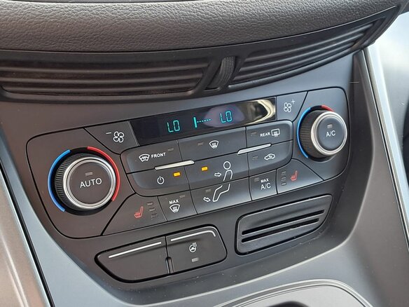 2017 Ford Kuga II Рестайлинг, серый, 1069000 рублей - вид 22
